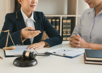 Chi phí cho dịch vụ tư vấn pháp lý doanh nghiệp